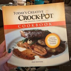 Crock-Pot Slow Cooker Cookbook